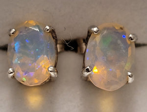 Facetted Crystal Opal Earrings - RW-CD20-E0004